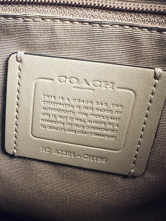 Coach Cream Pebbled Leather Turnlock Shoulder Bag - Picture 7 of 7